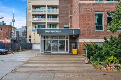 310 - 21 Nassau St, Condo with 1 bedrooms, 1 bathrooms and 1 parking in Toronto ON | Image 2