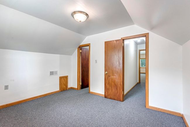 9335 W County Line Rd, House other with 5 bedrooms, 3 bathrooms and null parking in Milwaukee WI | Image 21