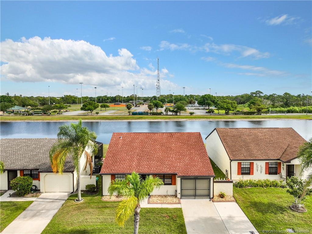 Brekenridge Cir, Port Saint Lucie, FL 34952