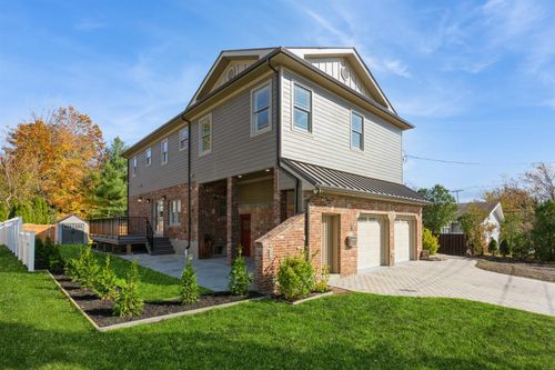 8 Gregory Rd, Springfield, NJ, 07081-3407 | Card Image