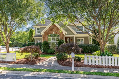 20002 Fountain, Chapel Hill, NC, 27517-7384 | Card Image