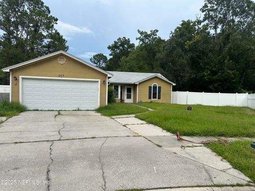 957 Aries Rd W, Jacksonville, FL, 32216-8108 | Card Image