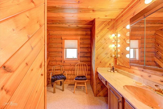 742 W Old Mullan Trl, Home with 4 bedrooms, 3 bathrooms and null parking in Elliston MT | Image 22