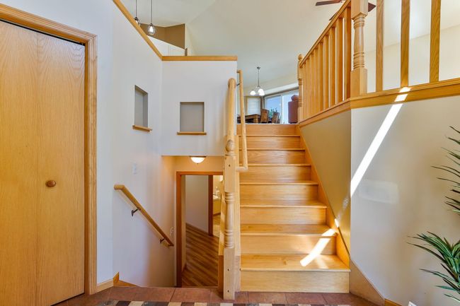 6-web-or-mls- 13385-179-12-Ave-NW-Interior-01.jpg | Image 5