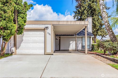 1021 30th St Ne, Auburn, WA, 98002-2469 | Card Image