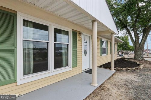 406 Sycamore Dr, Lanoka Harbor, NJ, 08734-2635 | Card Image