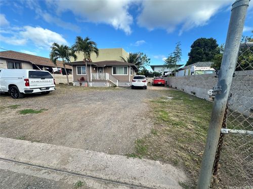 apt-f-94-065 Waipahu Depot St, Waipahu, HI, 96797-3049 | Card Image