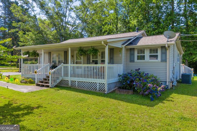 116 Rickman St, House other with 3 bedrooms, 2 bathrooms and null parking in Toccoa GA | Image 5