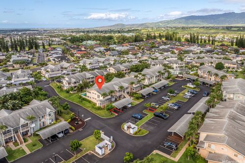 ww201-94-682 Lumiauau St, Waipahu, HI, 96797-5075 | Card Image