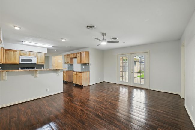 506 E Alexander Ln, House other with 4 bedrooms, 2 bathrooms and null parking in Euless TX | Image 11