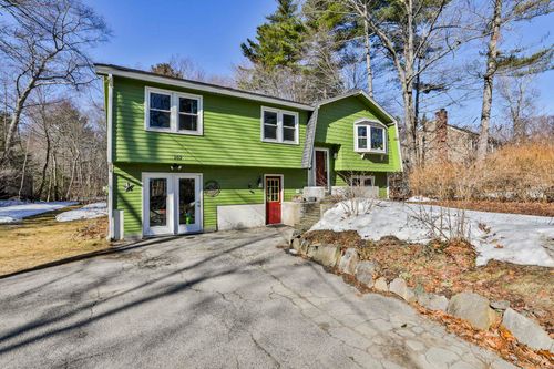 102 Bypass 28, Derry, NH, 03038-3739 | Card Image