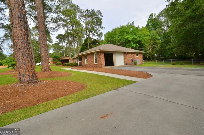 1335 5 Th Ave, House other with 3 bedrooms, 3 bathrooms and null parking in Eastman GA | Image 4