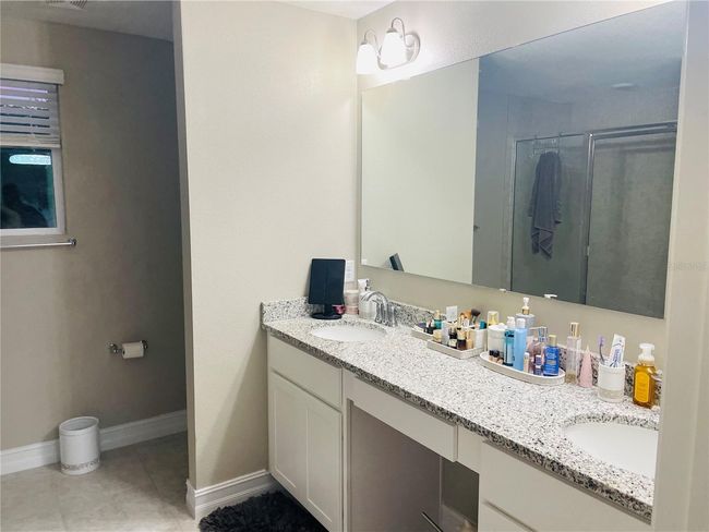 Primary bathroom upstairs | Image 17
