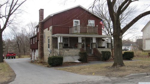 208 Main St, Ravena, NY, 12143-1114 | Card Image