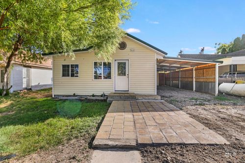 230 2nd St, Hazelton, ID, 83335-5120 | Card Image