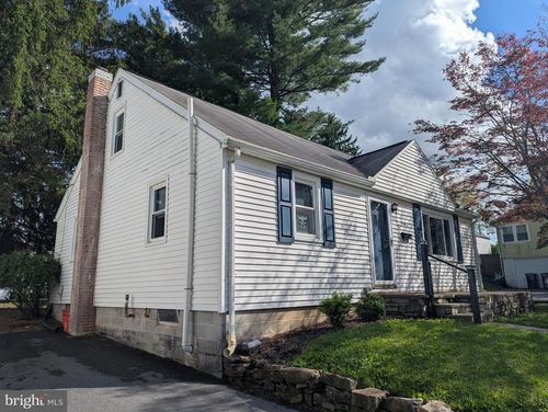 130 Logan Ave, STATE COLLEGE, PA, 16801-6006 | Card Image