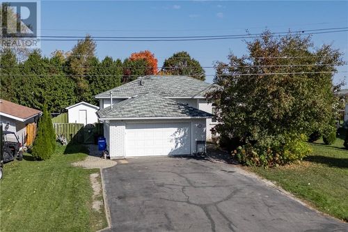 182 Irene Cres, Chelmsford, ON, P0M1L0 | Card Image