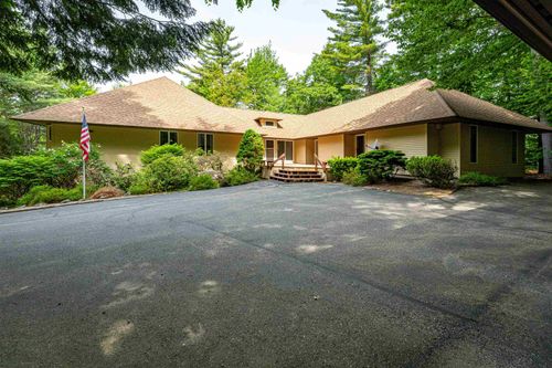 14 Forest Ring Dr, Intervale, NH, 03845-6127 | Card Image