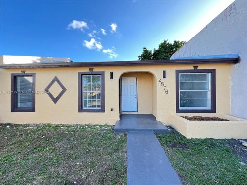 2876 Nw 204th St, Miami Gardens, FL, 33056-2009 | Card Image