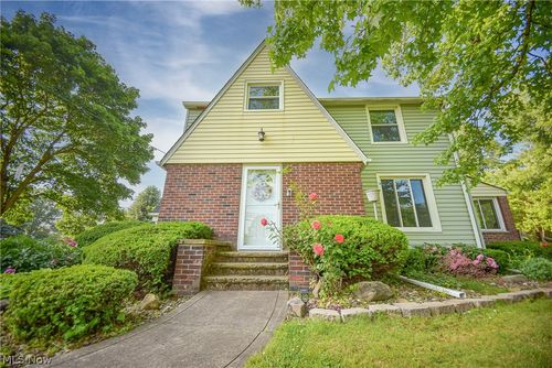 26988 Cook Road, Olmsted Twp, OH, 44138 | Card Image