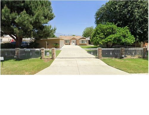 12023 Hemlock St, El Monte, CA, 91732-1025 | Card Image
