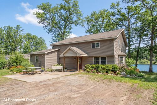 520 N Campbell Rd, Fountain, MI, 49410-9605 | Card Image