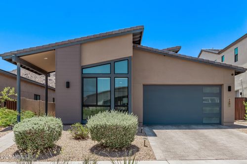 939 E Paseo Way, Phoenix, AZ, 85042-8374 | Card Image