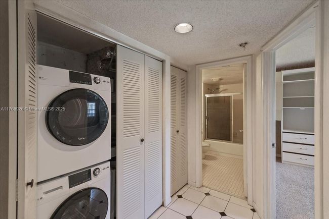 APT-101F - 12701 Sw 13 Th St, Condo with 2 bedrooms, 2 bathrooms and null parking in Pembroke Pines FL | Image 28