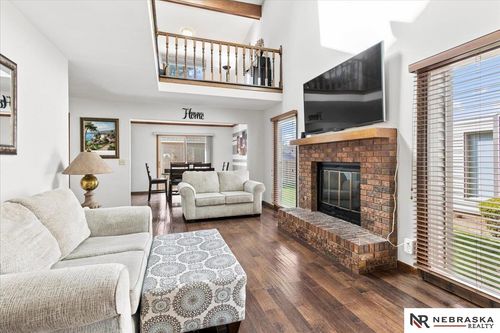3512 S 57th Plz, Omaha, NE, 68106-4449 | Card Image