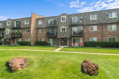apt-3n-9390 Bay Colony Dr, Des Plaines, IL, 60016-3771 | Card Image