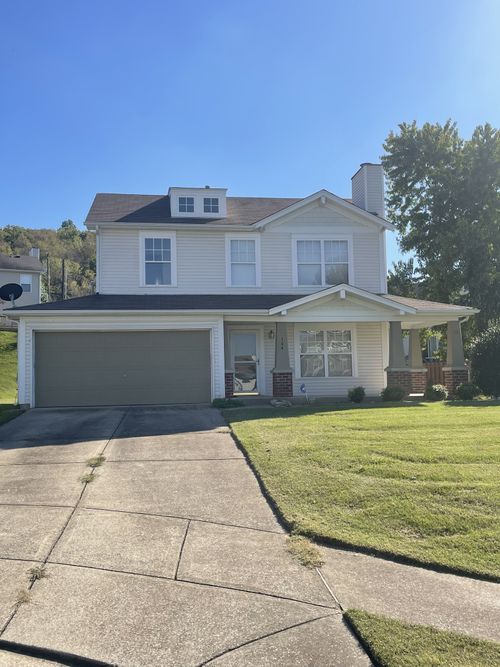 104 Commonwealth Ct, Nashville, TN, 37221-6534 | Card Image