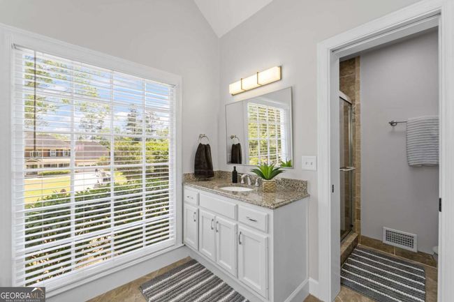 11155 Highfield Chase Dr, House other with 5 bedrooms, 3 bathrooms and 2 parking in Johns Creek GA | Image 27