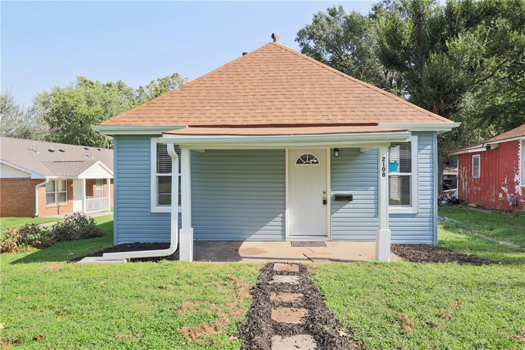 Aull Ln, Lexington, MO 64067