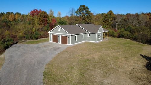 179 Weeks Road, Gardiner, ME, 04345 | Card Image