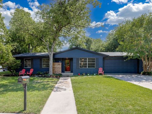 1210 Edinburg Ln, Denton, TX, 76209-8210 | Card Image