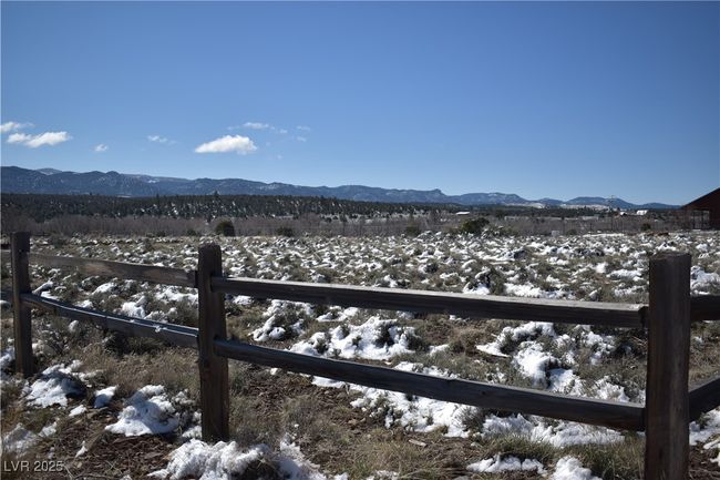 View of mountain background | Image 13