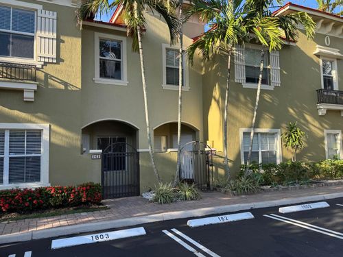162 Lake Monterey Cir, Boynton Beach, FL, 33426-8435 | Card Image