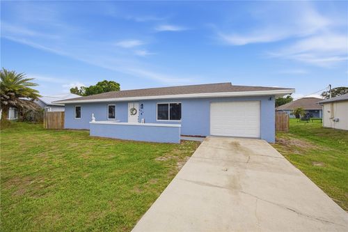 424 Se Fallon Dr, Port St. Lucie, FL, 34983-2635 | Card Image