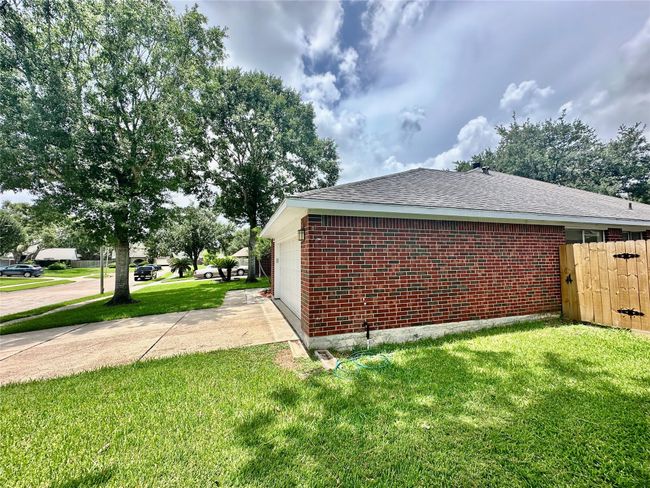 Front of home | Image 40