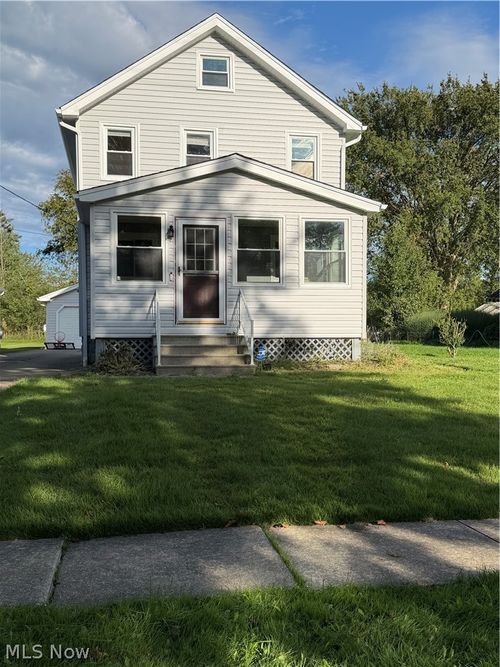 717 Mckinley Ave, Bedford, OH, 44146-3857 | Card Image