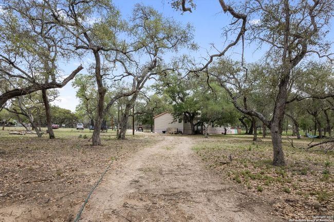 157 County Road 6816, House other with 4 bedrooms, 2 bathrooms and null parking in Natalia TX | Image 8