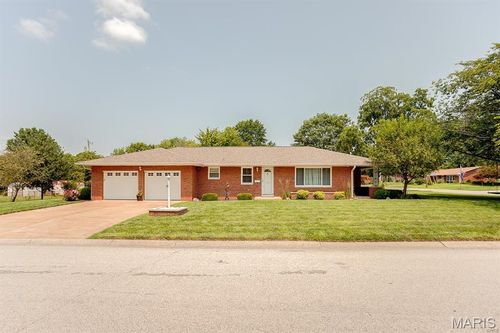 114 Virginia Ave, O Fallon, IL, 62269-2446 | Card Image