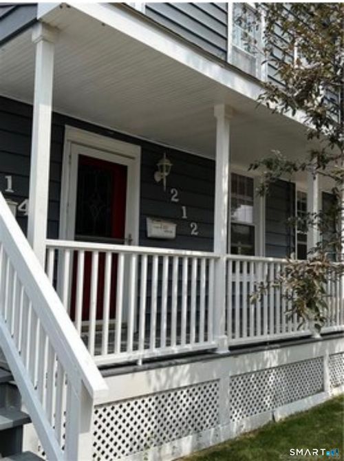 212 W Main St, Milford, CT, 06460-2521 | Card Image