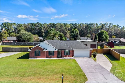 101 Barrington Cir, Rincon, GA, 31326-5640 | Card Image