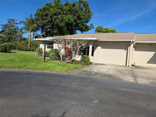 17-2974 Captiva Gardens Dr, SARASOTA, FL, 34231-7905 | Card Image