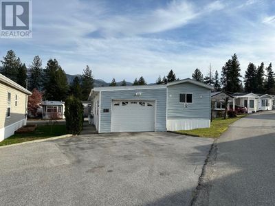 13 - 1545 Columbia Ave, House other with 2 bedrooms, 2 bathrooms and 4 parking in Castlegar BC | Image 2