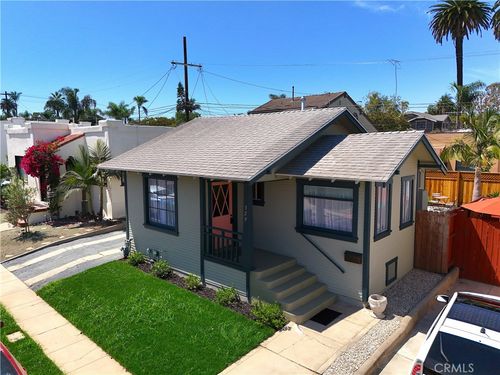 329 Eliot Ln, Long Beach, CA, 90814-3118 | Card Image