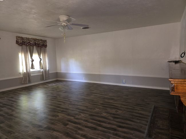 410 Muriel Dr, House other with 3 bedrooms, 2 bathrooms and null parking in Garland TX | Image 6