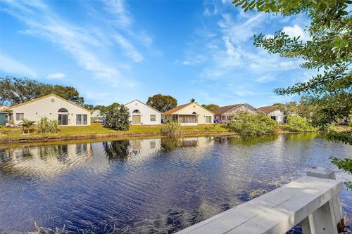 1237-1237 Seaview, North Lauderdale, FL, 33068-3907 | Card Image