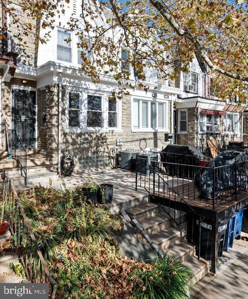1911 72nd Ave, Philadelphia, PA, 19138-2701 | Card Image